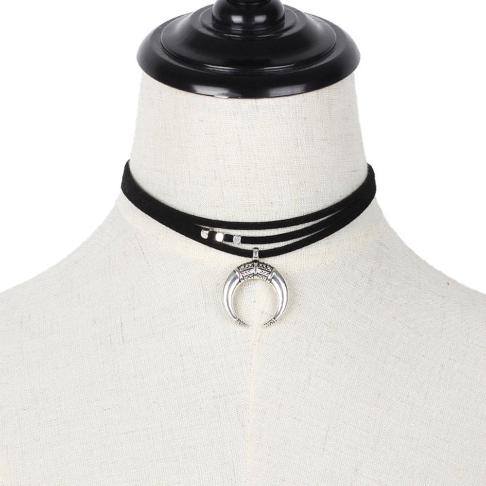 Punk Horn Moon Boho Pendant Triple Choker Necklace - Picture 4 of 7